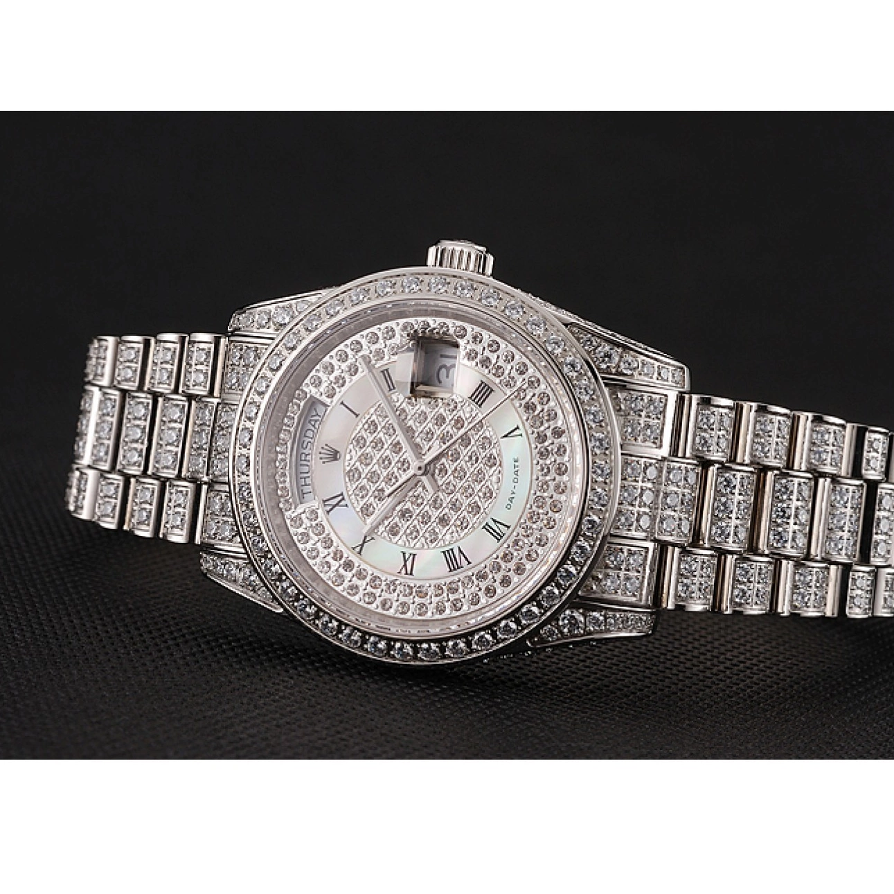 Aaa replica watch Dial Diamond Case Day-Date Diamond Rolex Pave 1453950 Bracelet Diamond Swiss 0518